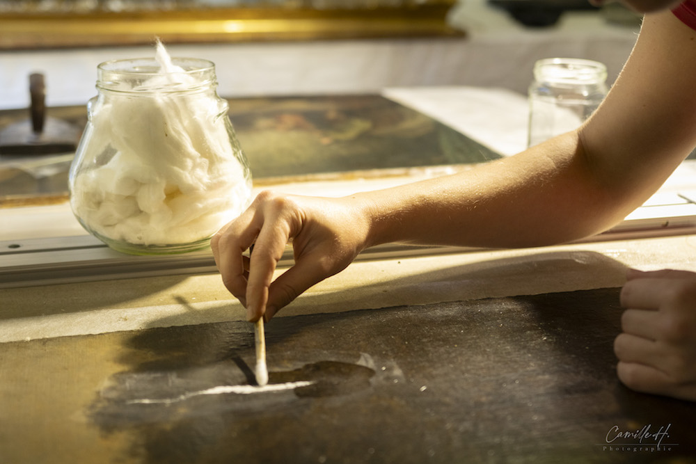 Atelier ronjon restaurateur de tableaux Montélimar, Viviers netoie
