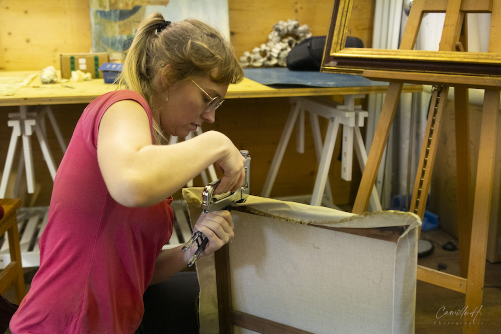 Atelier ronjon restaurateur de tableaux Montélimar, Viviers peinture chaise